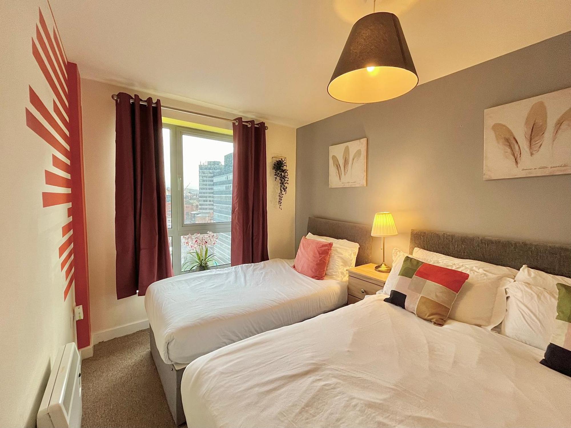 Skyview Apartment By Noknokstay - City Centre With Parking - Group, Family, Business Sheffield Exterior foto